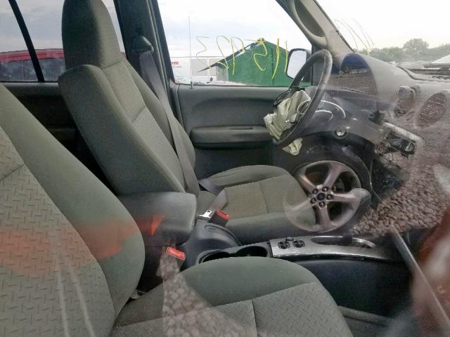 1J4GL38K95W727004 - 2005 JEEP LIBERTY RE BLACK photo 5