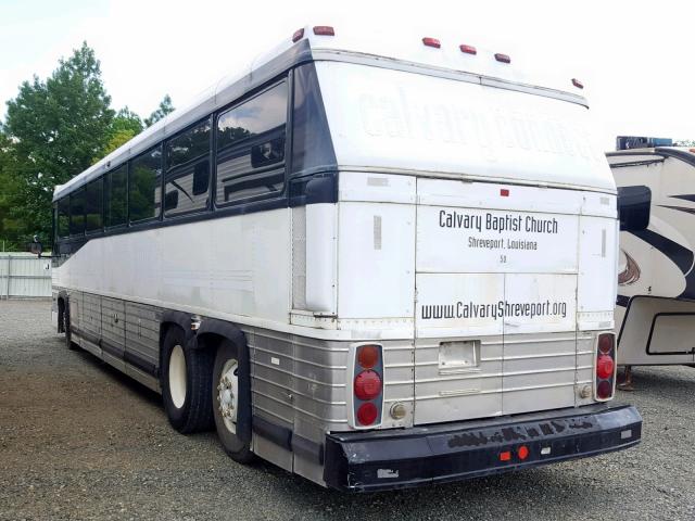 1M89CM6A1DP038275 - 1983 MOTOR COACH INDUSTRIES TRANSIT BU SILVER photo 3