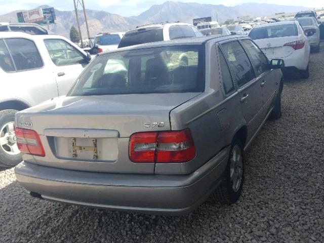 YV1LS55A7X2609942 - 1999 VOLVO S70 SILVER photo 4