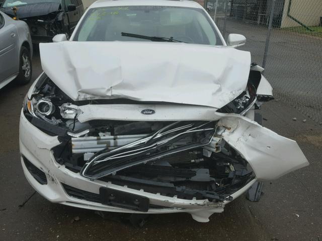 3FA6P0SU0ER382758 - 2014 FORD FUSION TIT WHITE photo 9