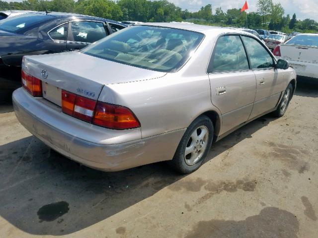 JT8BF28G8W5030362 - 1998 LEXUS ES 300 TAN photo 4