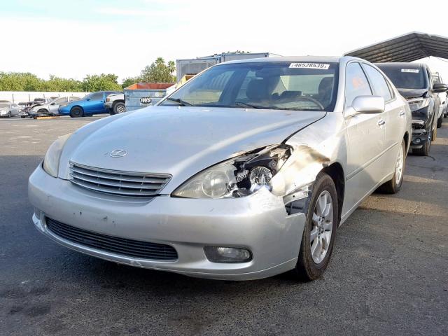 JTHBF30G136021574 - 2003 LEXUS ES 300 SILVER photo 2