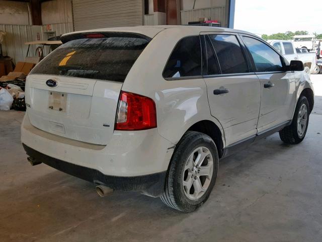 2FMDK4GC3DBA48840 - 2013 FORD EDGE SE WHITE photo 4