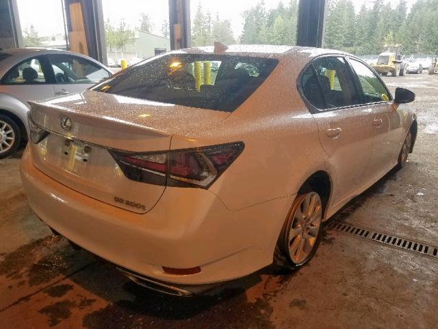 JTHBA1BL8GA001290 - 2016 LEXUS GS 200T WHITE photo 4