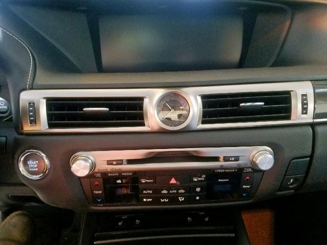 JTHBA1BL8GA001290 - 2016 LEXUS GS 200T WHITE photo 9