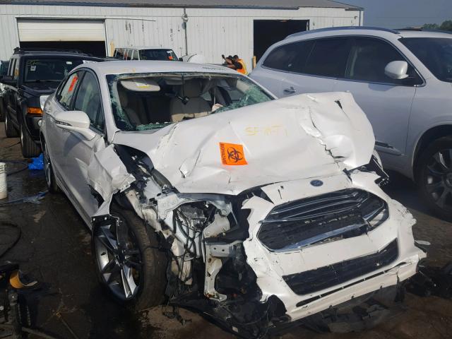 3FA6P0D99GR142426 - 2016 FORD FUSION TIT WHITE photo 1