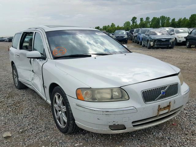 YV1SW592551479973 - 2005 VOLVO V70 FWD WHITE photo 1