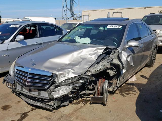 WDDNG71X17A034710 - 2007 MERCEDES-BENZ S 550 GRAY photo 2