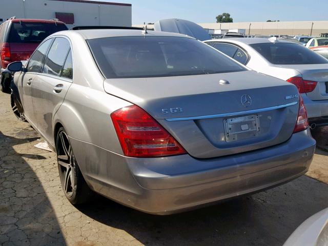 WDDNG71X17A034710 - 2007 MERCEDES-BENZ S 550 GRAY photo 3