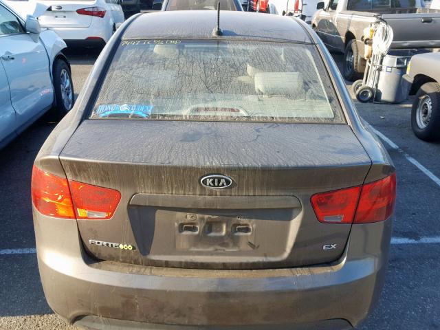 KNAFU4A24C5486578 - 2012 KIA FORTE EX GRAY photo 9