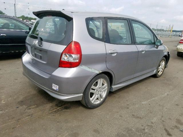 JHMGD38678S055878 - 2008 HONDA FIT SPORT GRAY photo 4