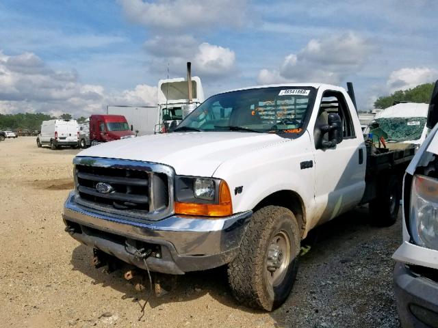 1FTSF31S8YEE41902 - 2000 FORD F350 SRW S WHITE photo 2