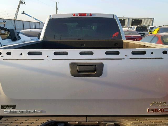 1GTPCTEX5AZ262039 - 2010 GMC SIERRA C15 SILVER photo 6