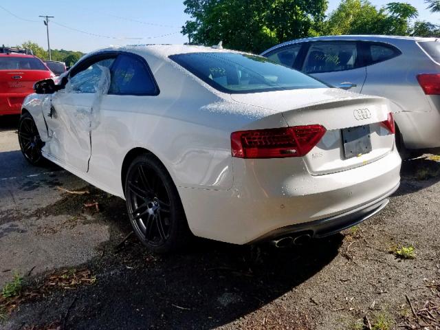 WAUG4AFR6HA000800 - 2017 AUDI S5 WHITE photo 3