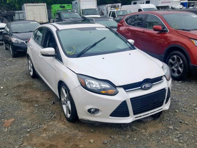 1FADP3N2XDL206977 - 2013 FORD FOCUS TITA WHITE photo 1