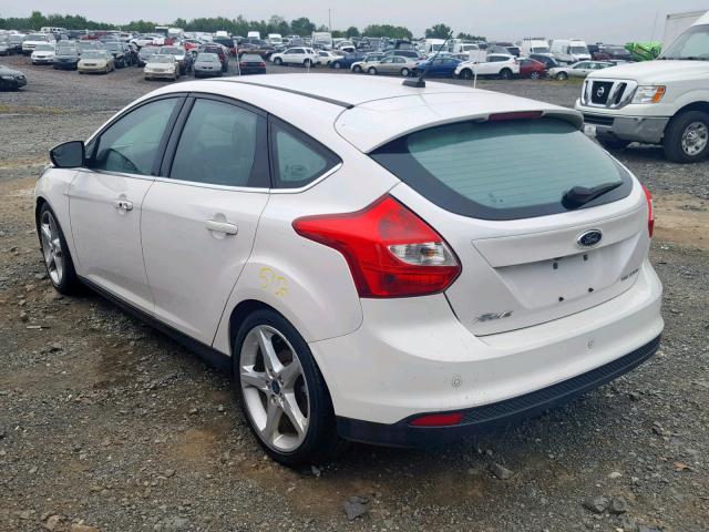 1FADP3N2XDL206977 - 2013 FORD FOCUS TITA WHITE photo 3