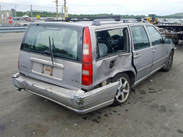 YV1LW55A8X2599524 - 1999 VOLVO V70 SILVER photo 4