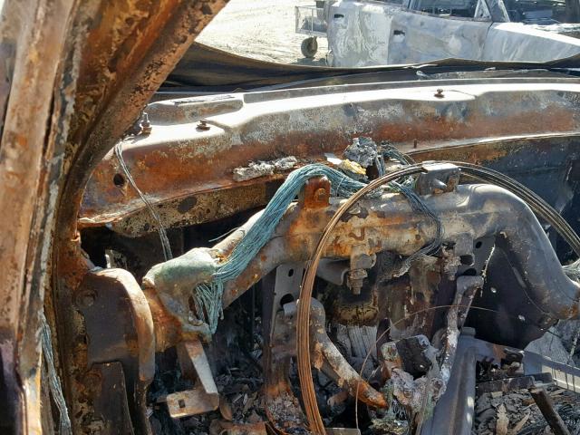 1GKS2MEF4BR305897 - 2011 GMC YUKON XL D BURN photo 8