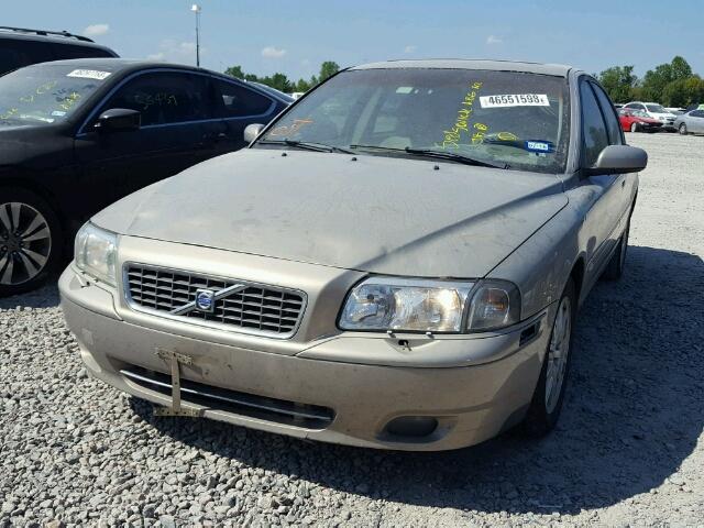 YV1TS592051404002 - 2005 VOLVO S80 2.5T GRAY photo 2