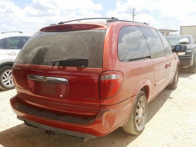 2C8GP54L55R461038 - 2005 CHRYSLER TOWN & COU RED photo 4