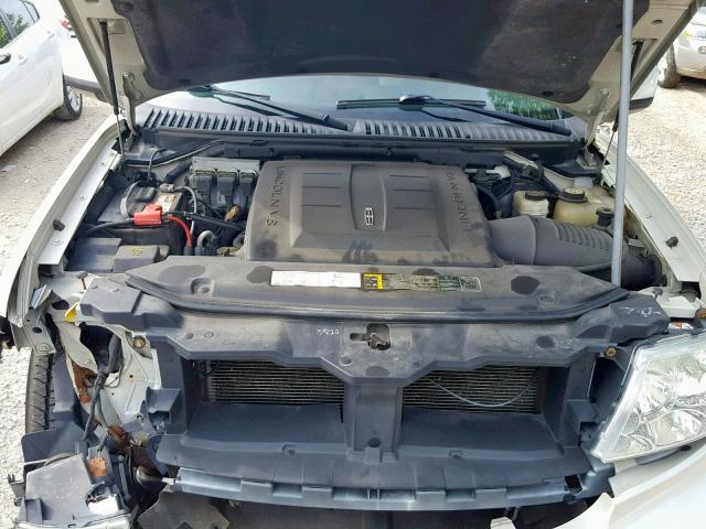 5LMFU28516LJ24353 - 2006 LINCOLN NAVIGATOR WHITE photo 7