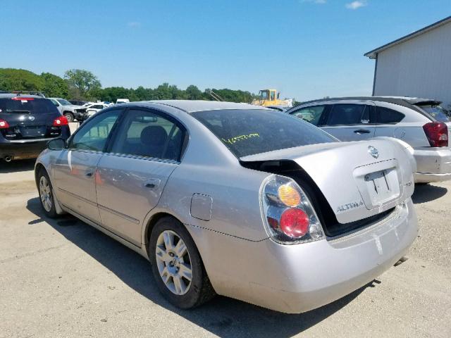 1N4AL11DX2C223012 - 2002 NISSAN ALTIMA BAS SILVER photo 3