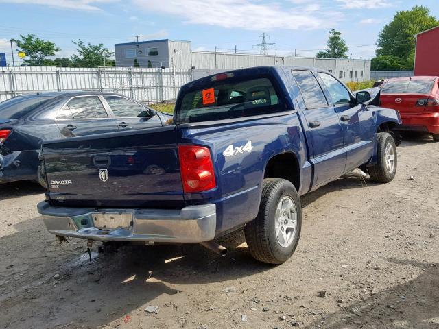 1D7HW48K35S130189 - 2005 DODGE DAKOTA QUA BLUE photo 4