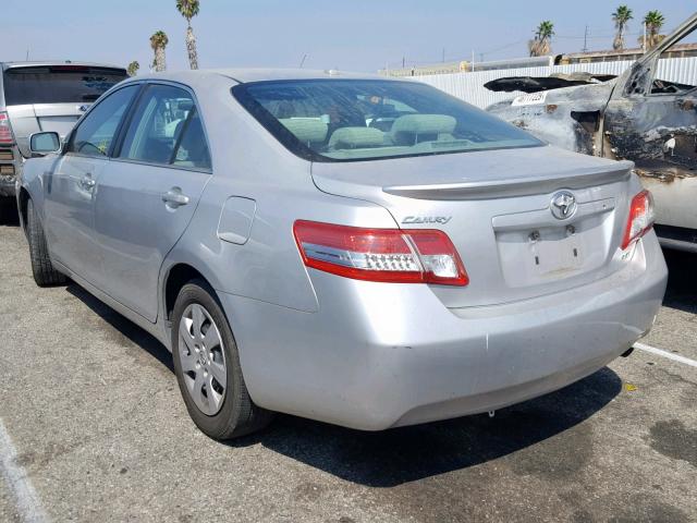 4T4BF3EK2BR110175 - 2011 TOYOTA CAMRY BASE SILVER photo 3