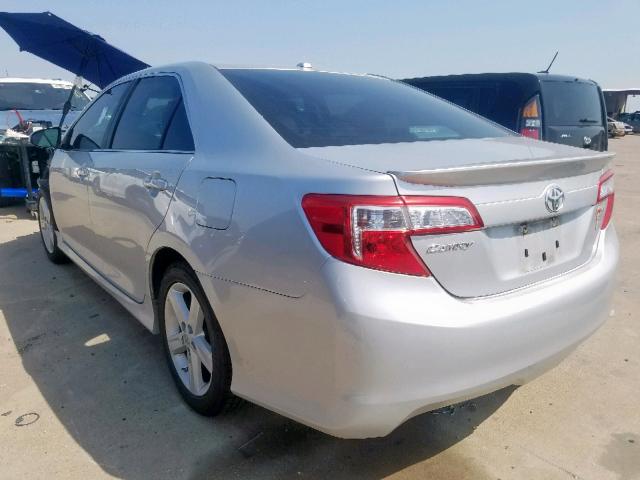 4T1BF1FK3CU505738 - 2012 TOYOTA CAMRY BASE SILVER photo 3