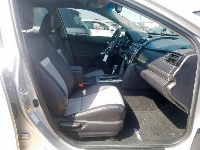 4T1BF1FK3CU505738 - 2012 TOYOTA CAMRY BASE SILVER photo 5