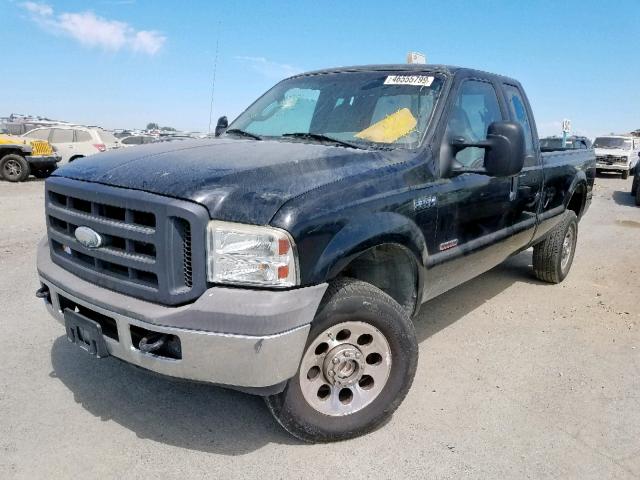 1FTWX31P25EC27977 - 2005 FORD F350 SRW S BLACK photo 2