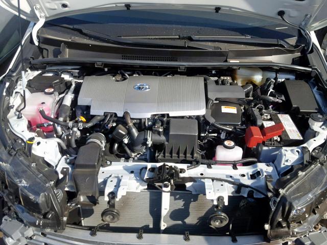 JTDKARFPXK3105709 - 2019 TOYOTA PRIUS PRIM 白色 照片 7