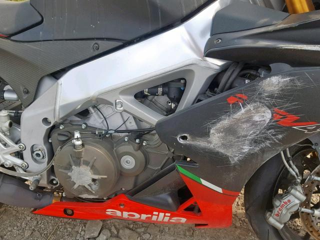 ZD4RKUA27ES000134 - 2014 APRILIA RSV4 R-FAC BLACK photo 7