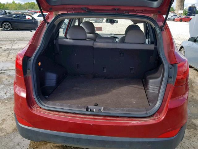 KM8JT3AB9BU247604 - 2011 HYUNDAI TUCSON GL RED photo 9