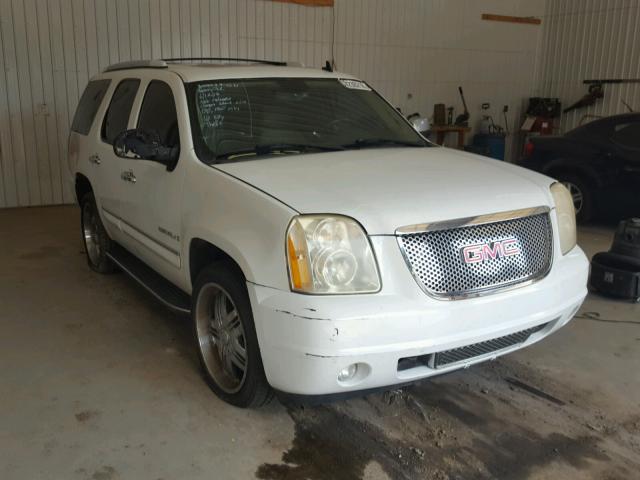 1GKFK63828J110213 - 2008 GMC YUKON DENA WHITE photo 1