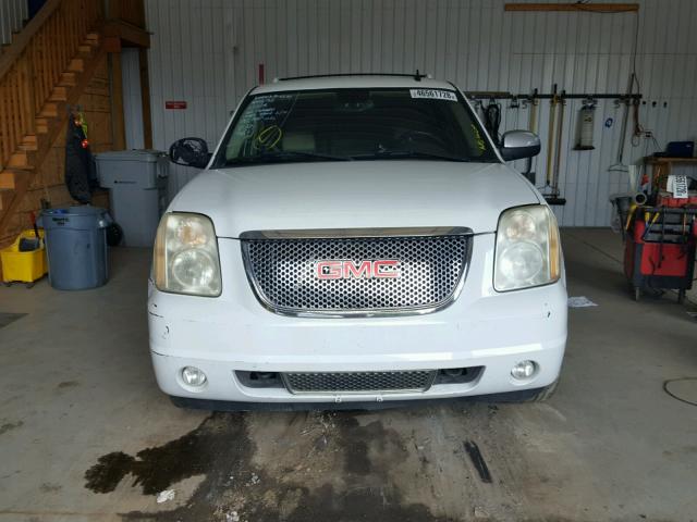 1GKFK63828J110213 - 2008 GMC YUKON DENA WHITE photo 9