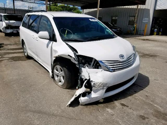 5TDKK3DC1FS646355 - 2015 TOYOTA SIENNA LE WHITE photo 1