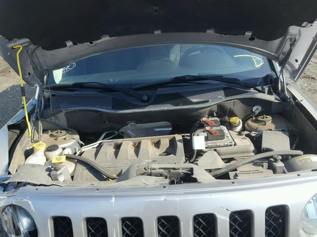 1C4NJRBB4HD105635 - 2017 JEEP PATRIOT SP GRAY photo 7