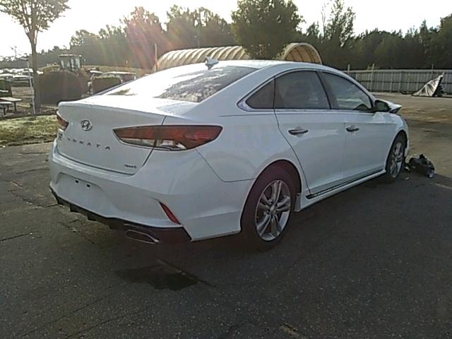 5NPE34AF2JH698428 - 2018 HYUNDAI SONATA SPO WHITE photo 4