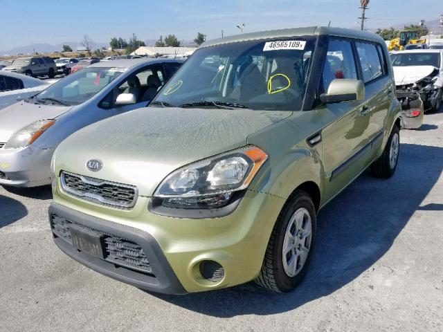 KNDJT2A51C7421853 - 2012 KIA SOUL GREEN photo 2