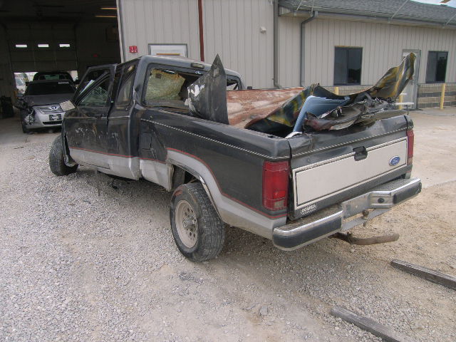 1FTCR14XXLPA48889 - 1990 FORD RANGER SUP TWO TONE photo 3