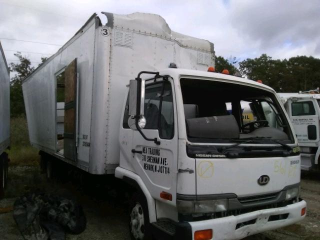 JNALC43H84AK75132 - 2004 NISSAN DIESEL UD2300 WHITE photo 1