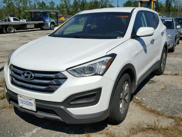 5XYZTDLB9FG279714 - 2015 HYUNDAI SANTA FE S WHITE photo 2