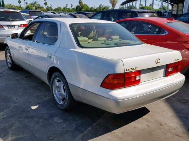 JT8BH28FXY0169605 - 2000 LEXUS LS 400 WHITE photo 3