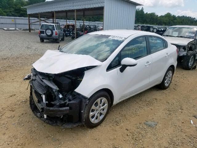 KNADM4A34H6025026 - 2017 KIA RIO LX WHITE photo 2