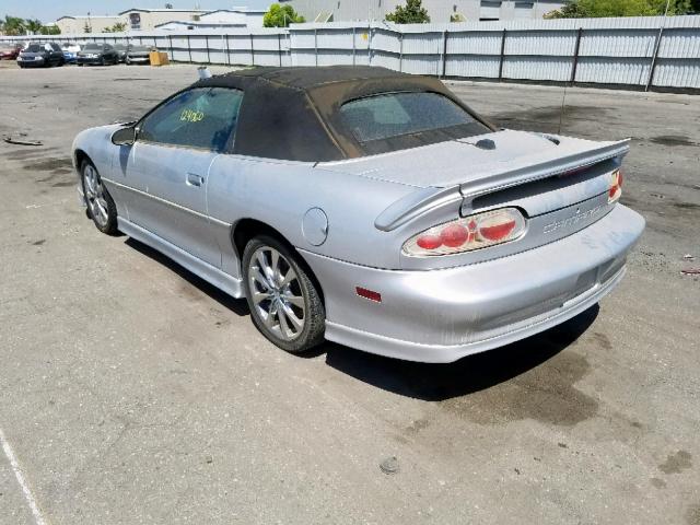 2G1FP32K922120234 - 2002 CHEVROLET CAMARO SILVER photo 3