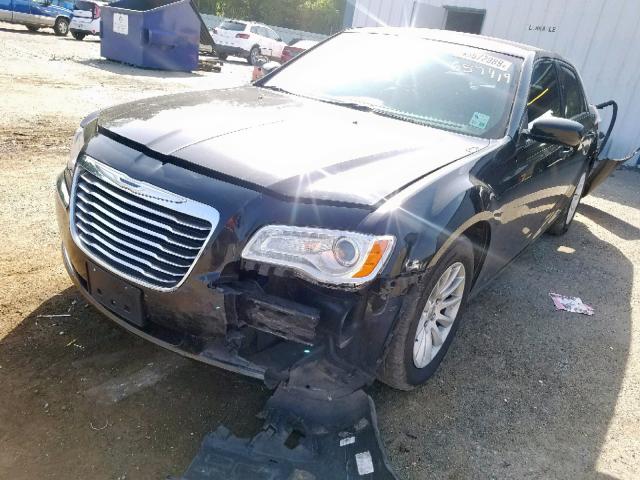 2C3CCAAG5DH657419 - 2013 CHRYSLER 300 BLACK photo 2