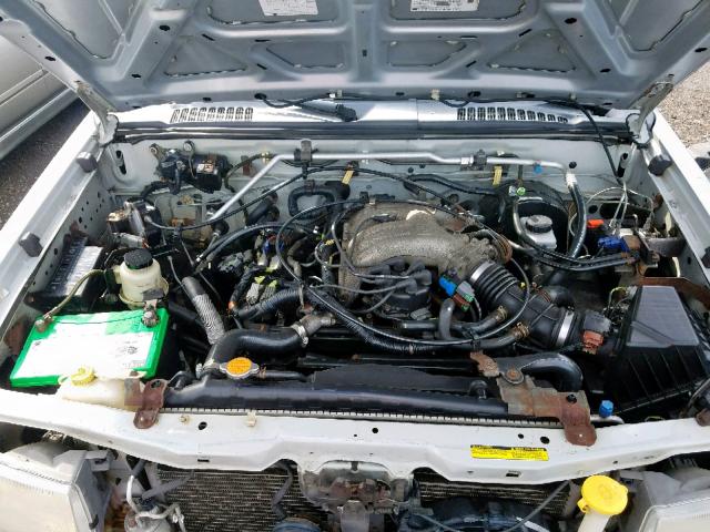 5N1ED28Y01C511123 - 2001 NISSAN XTERRA XE GRAY photo 7