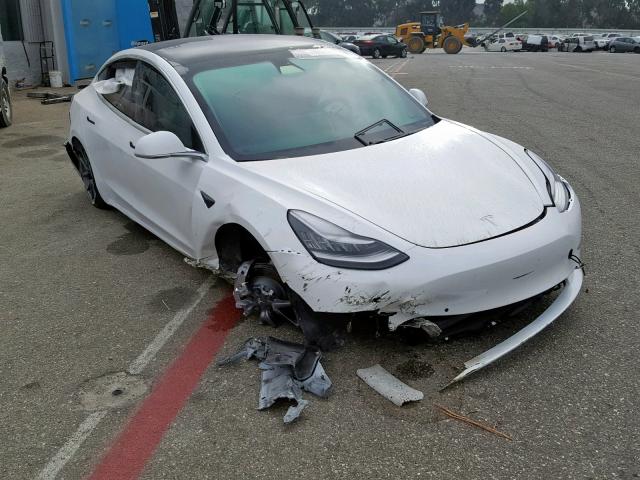 5YJ3E1EB0KF388172 - 2019 TESLA MODEL 3 WHITE photo 1