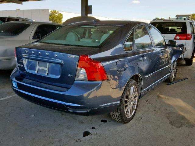 YV1382MS7A2507118 - 2010 VOLVO S40 2.4I BLUE photo 4